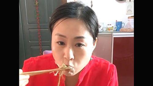 娱乐吃瓜酱好朋友,揭秘明星幕后故事  第1张